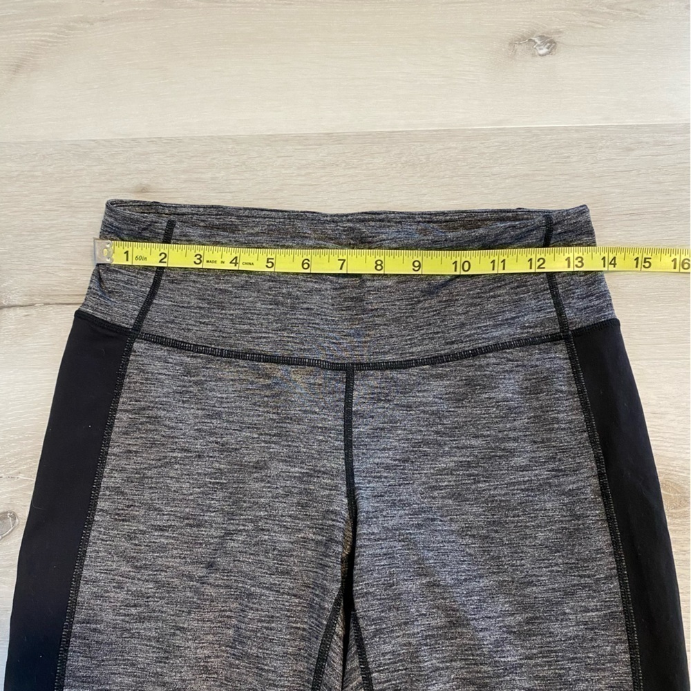 ATHLETA COLORBLOCK REVELATION TIGHT (351376) Heather Gray/Black, Medium - Picture 11 of 11